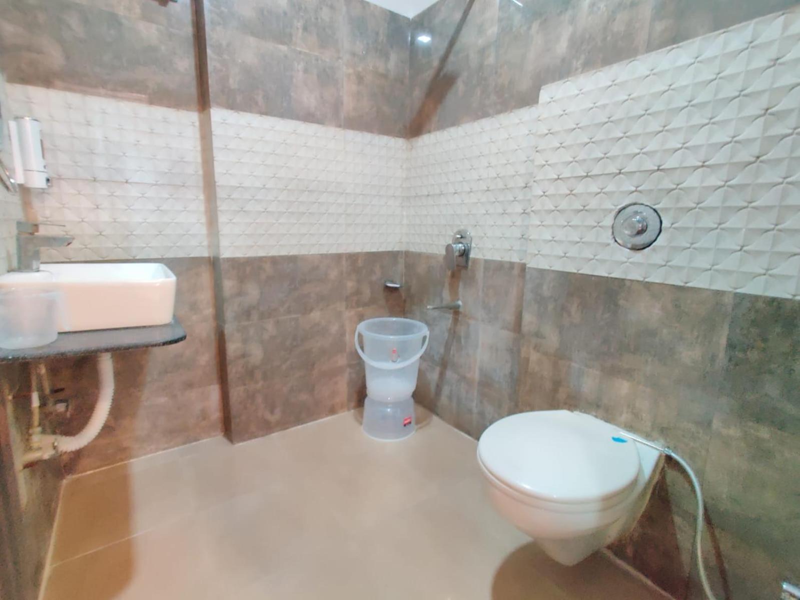 Hotel The Grandpark Амритсар Екстериор снимка