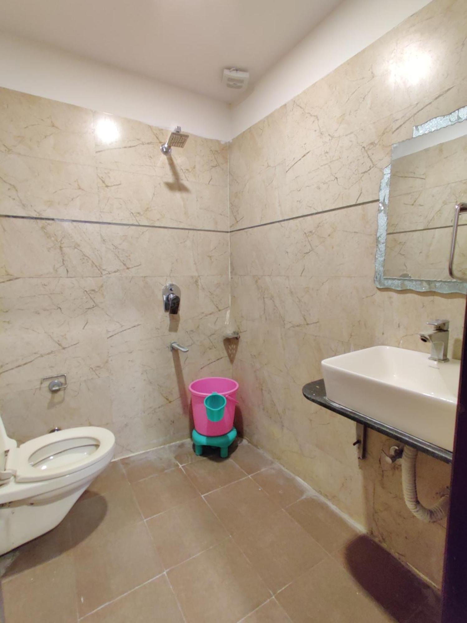 Hotel The Grandpark Амритсар Екстериор снимка